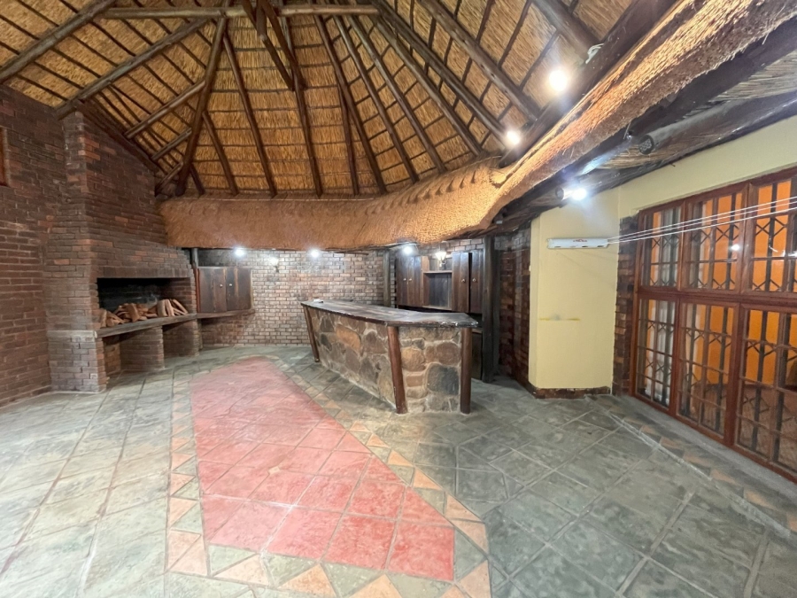 4 Bedroom Property for Sale in Heuwelsig Free State